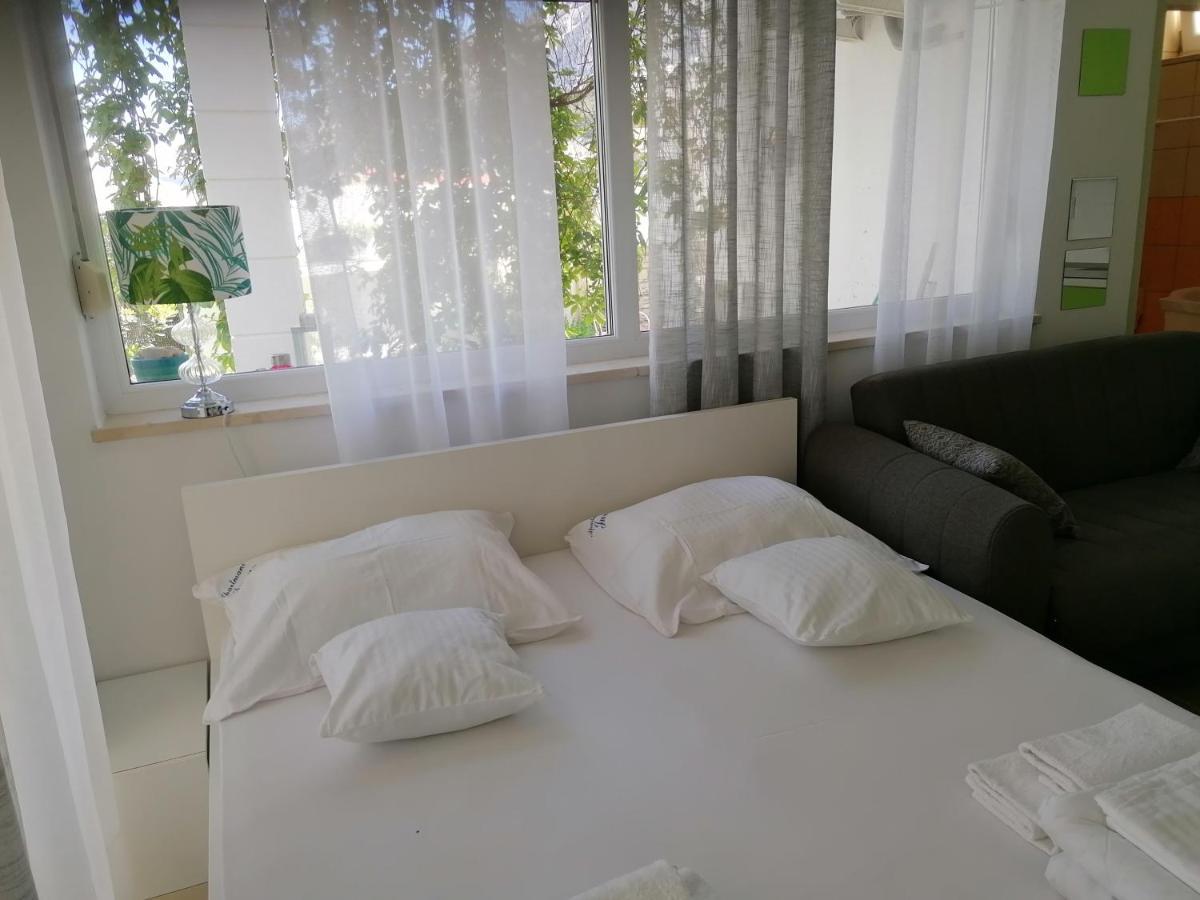 Studio Apartman Villa Juras Baška Esterno foto